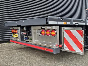 R590 8x2*6 / TREKKER / PALFINGER PK 92002 - JIB - LIER